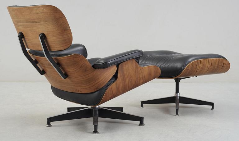 A Charles & Ray Eames 'Lounge Chair and Ottoman', Herman Miller, USA 1970's.