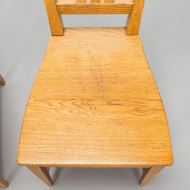 Louis Sparre, stolar, 6 st, tillverkare Aktiebolaget Iris. Omkring 1900.