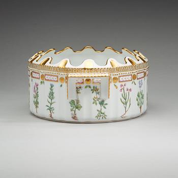 GLASSKÖLJARE, porslin. "Flora Dancia", Royal Copenhagen, Danmark, 1900-tal.