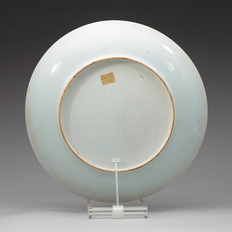 A large blue and white dish, Qing dynasty, Qianlong (1736-95).