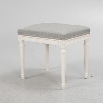 Stool, Gustavian style, first half of the 20th century.