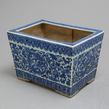 A set of three blue and white flower pots, China, 20th Century.