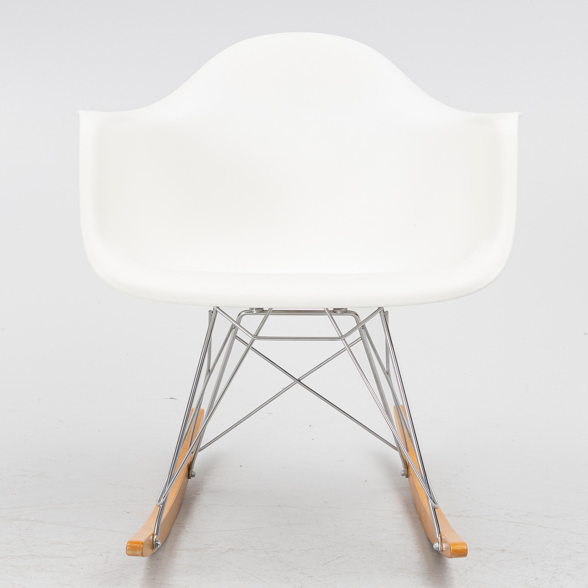 Charles & Ray Eames, gungstol, "Eames plastic armchair RAR", Vitra, 2012.