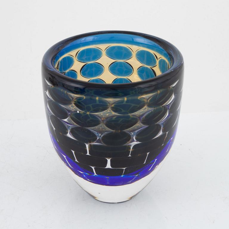 Ingeborg Lundin, an 'ariel' glass vase, Orrefors 1974.