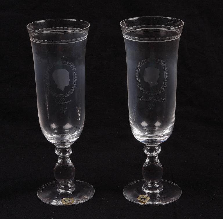 CHAMPAGNEGLAS, 12 st, "Jubileumsutgåva", Kosta, Kungl bröllopet 1976.