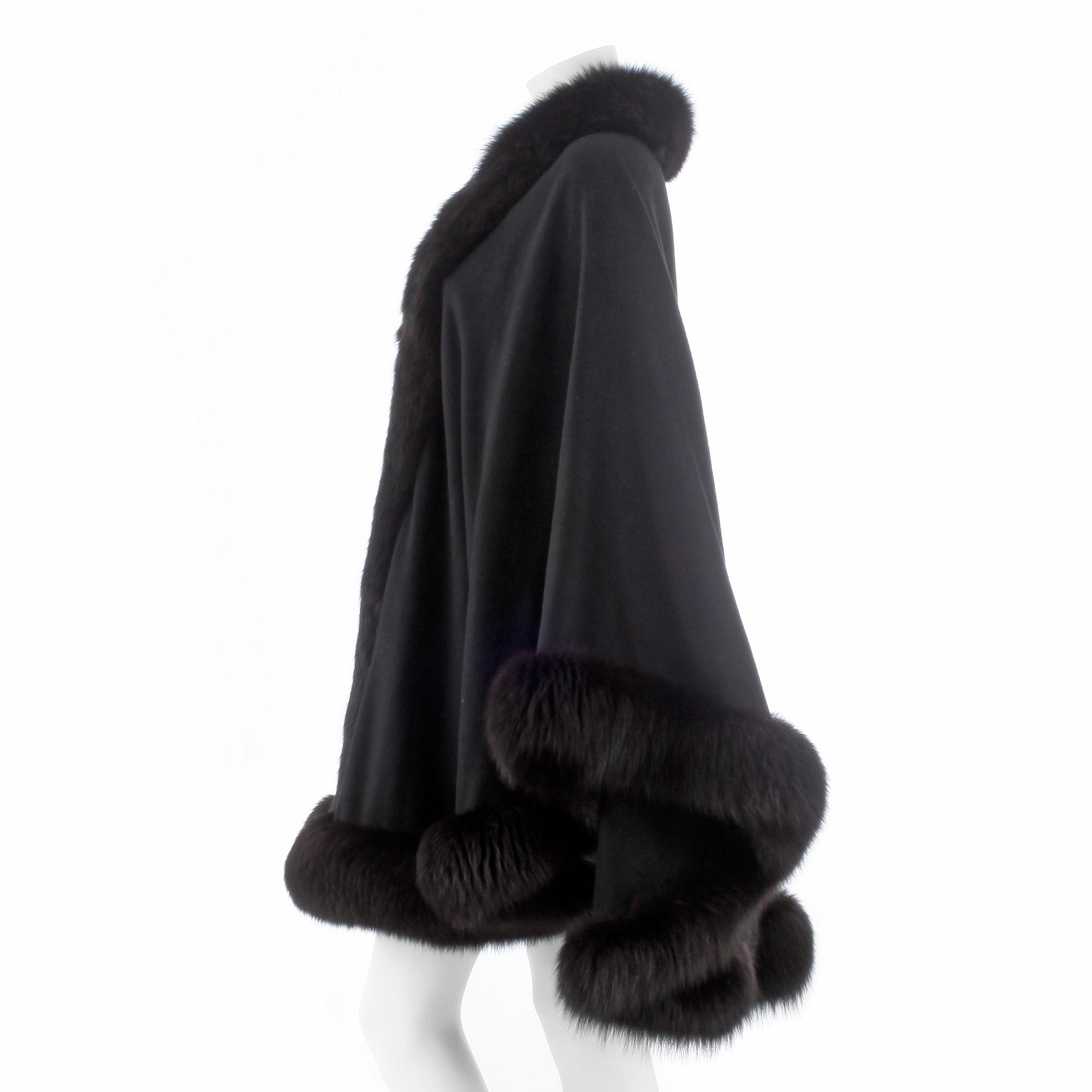 CAPE, black cashmere and fox.
