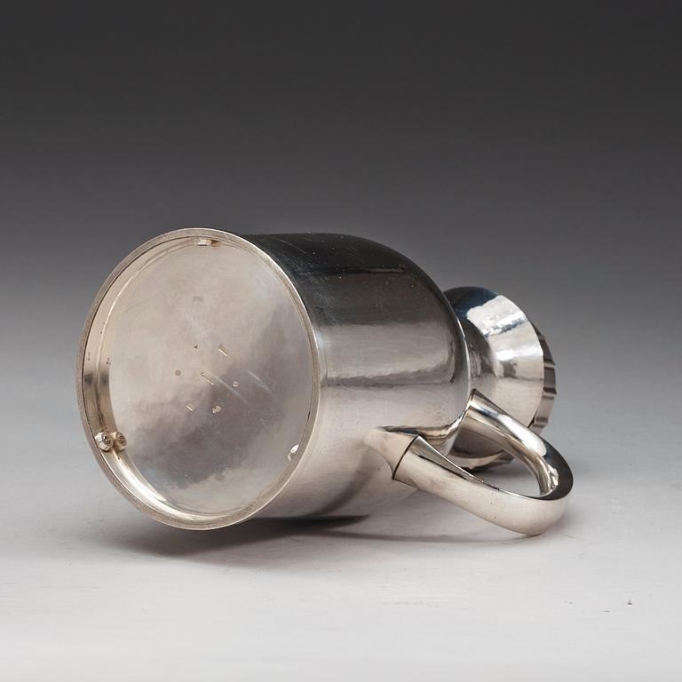 A Sigurd Persson thermos, Stockholm 1970, silversmith Johann Wist.