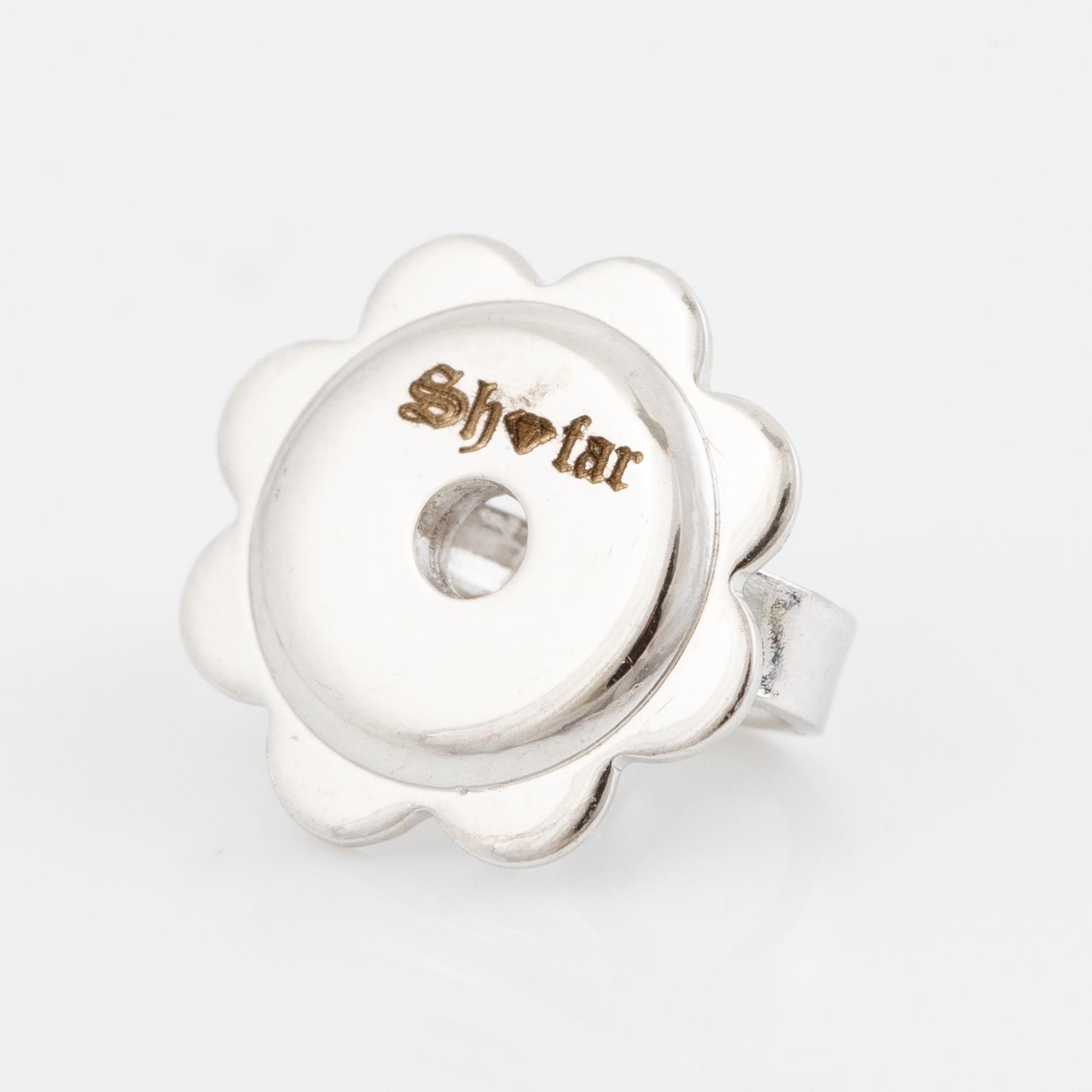 Örhängen 18K vitguld med briljantslipade diamanter.