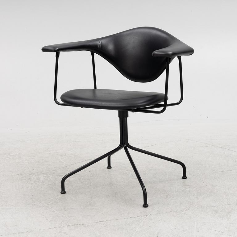 GamFratesi, a 'Masculo' chair, Gubi, Danmark.