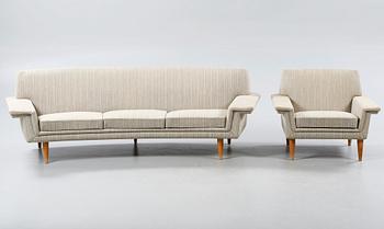 A sofa and a lounge chair by Johannes Andersen for Trensum, third quarter of the 20th century.