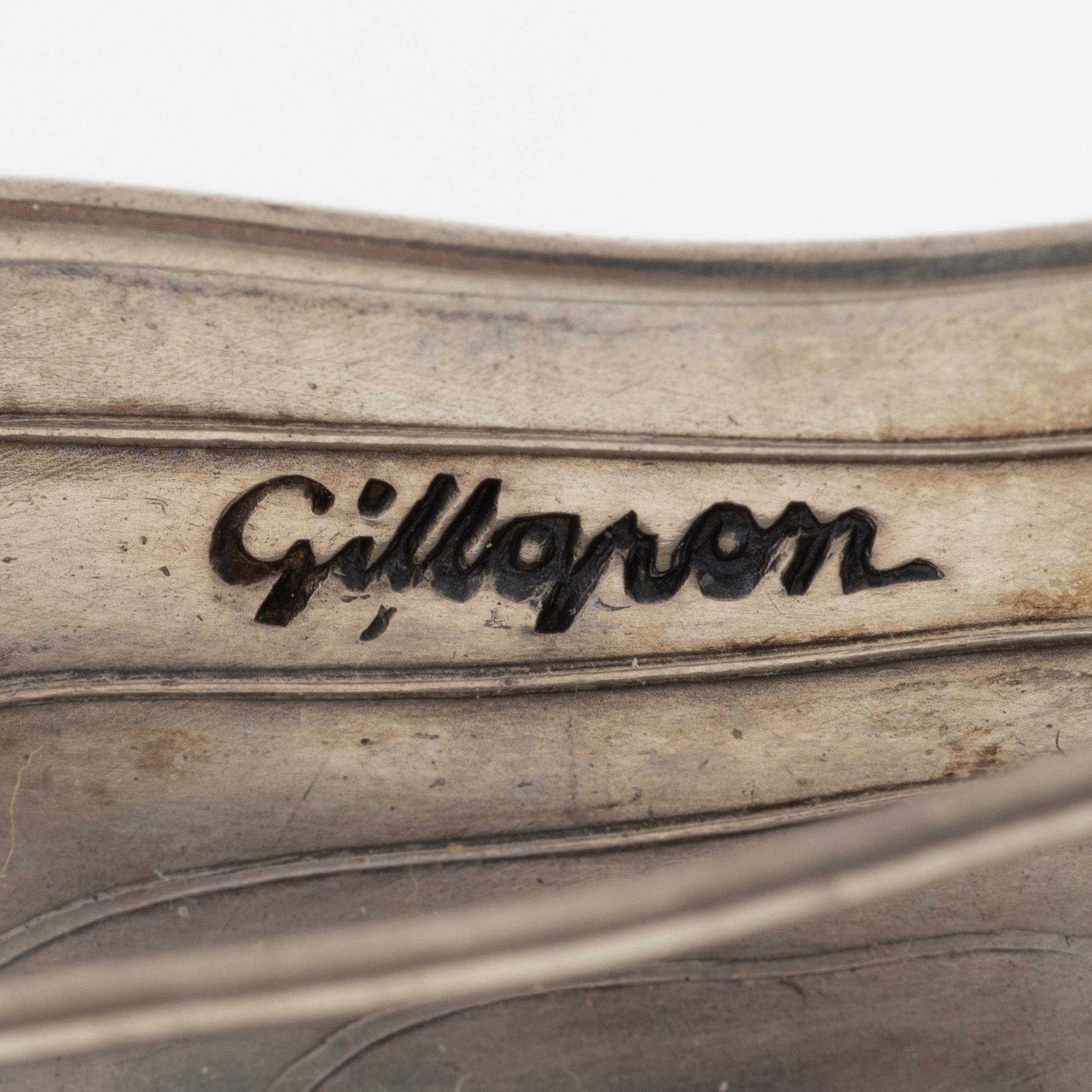 Sven-Arne Gillgren, brosch, silver med cabochonslipad ametist.