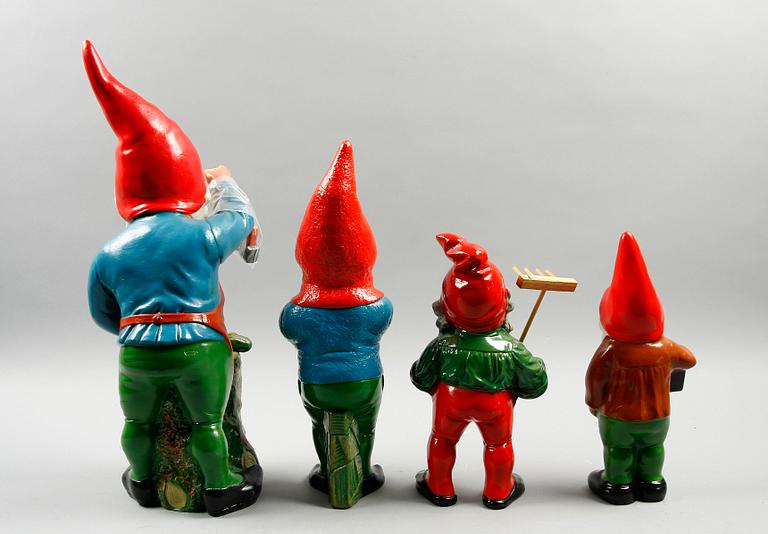 JULTOMTAR, 4 st. Keramik, varav 2 st Gräfenroda. Tyskland.