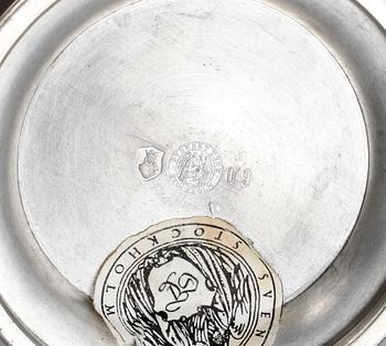 SKÅLFAT, tenn. Firma Svenskt Tenn. 1900-talets första hälft.