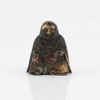 Skulptur/scrollvikt, brons. Qingdynastin, 1800-tal.