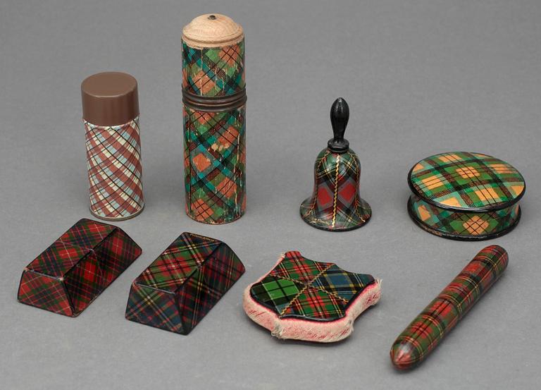 SAMLING TARTANWARE, 24 delar, England 1800/1900-tal.