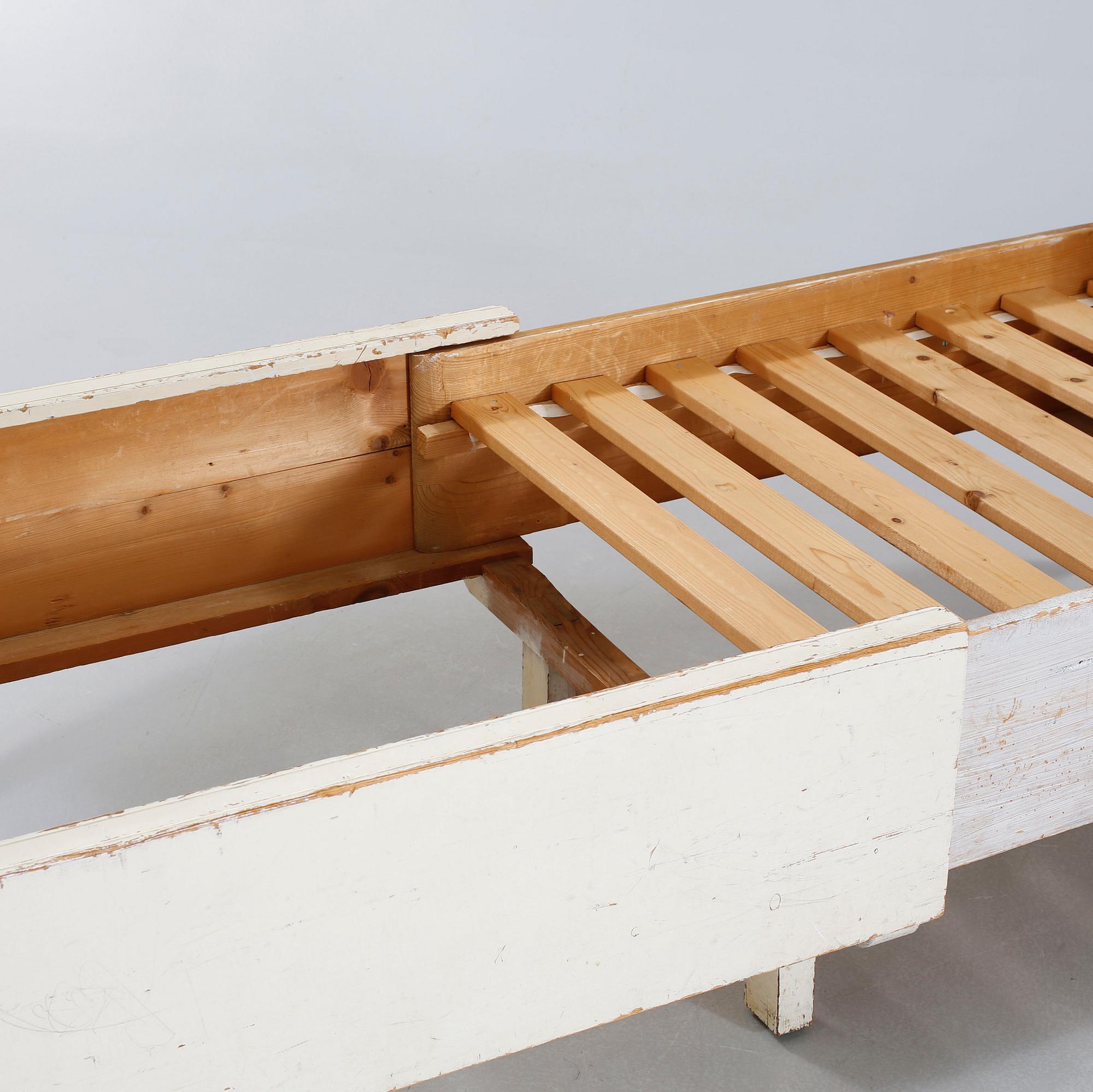 A gustavian style bed, early 20th century.