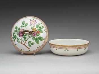 A Royal Copenhagen 'Flora Danica' tureen with stand, Denmark, 20th Century.