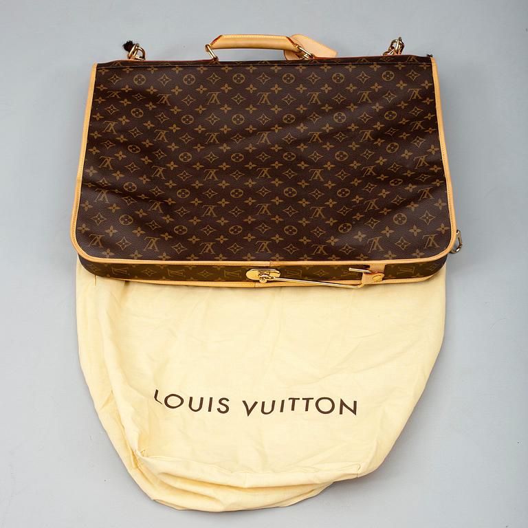 KLÄDÖVERDRAG, "Garment Bag", Louis Vuitton.