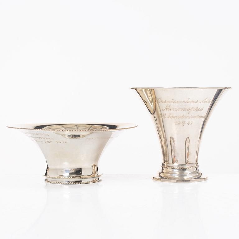A Swedish silver vase and bowl, marks of CG Hallberg, Stockholm 1933, and Tenn & Silver Ab, Gothenburg 1952 respectively.