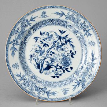 Fat, porslin, Kina, 1700-tal.