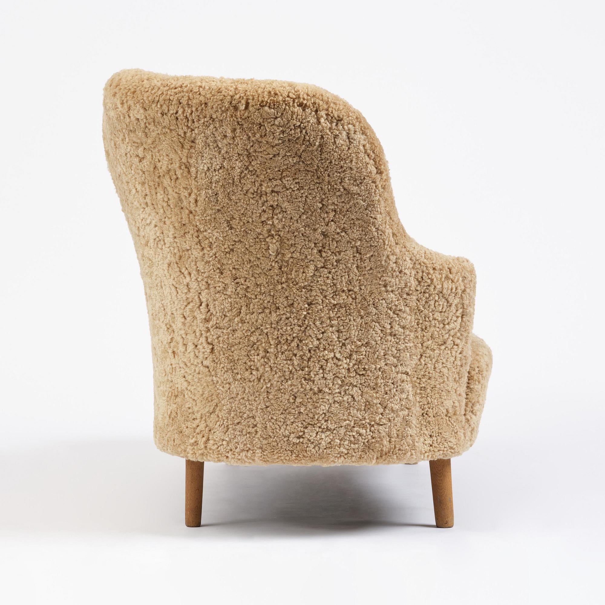 Scandinavian Modern, a chaise longue, 1940s-50s.