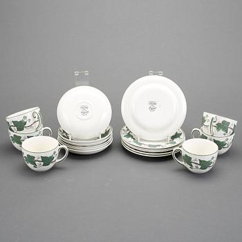 SERVISDELAR, 12 st, flintgods, "Napoleon Ivy", Wedgwood, England, 1900-talets andra hälft.