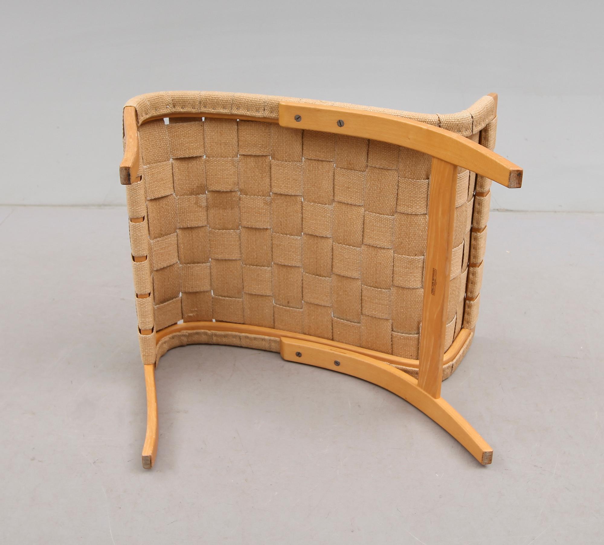 FOTPALL , Bruno Mathsson, "Pernilla", 1900-talets andra hälft.