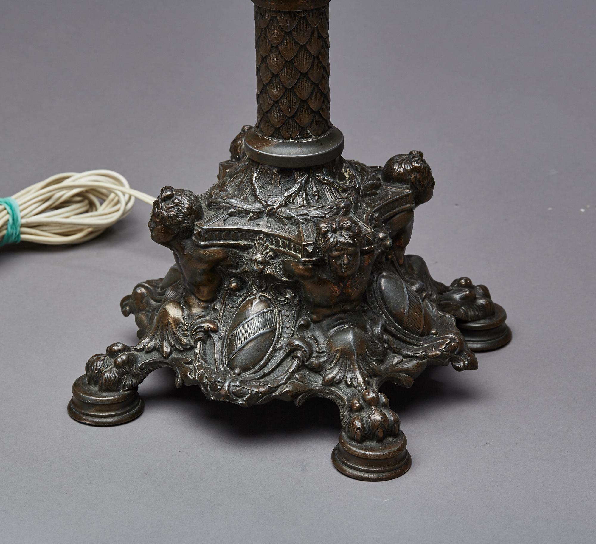 BORDSLAMPA, barockstil, 1900-talets mitt.