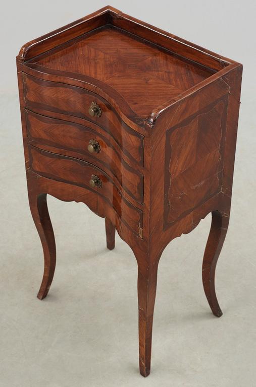 BYRÅ, Louis XV-stil, 1800-tal.