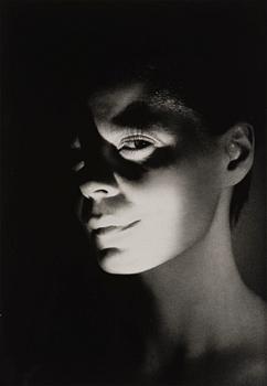 124. Eva Klasson, "Prise de vue, Paris", 1975.