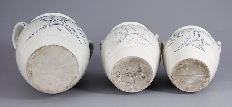 SYLTKRUS, 3 st olika, stengods, Rörstrand resp Gustavsberg, omkring 1900.