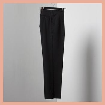 KAVAJ, Yves Saint Laurent, storlek 52.