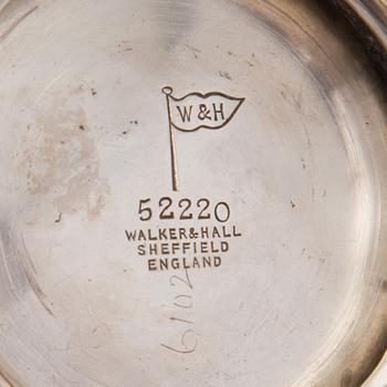 Late Victorian Silver Bowl, marks of Walker & Hall, Sheffield 1897.