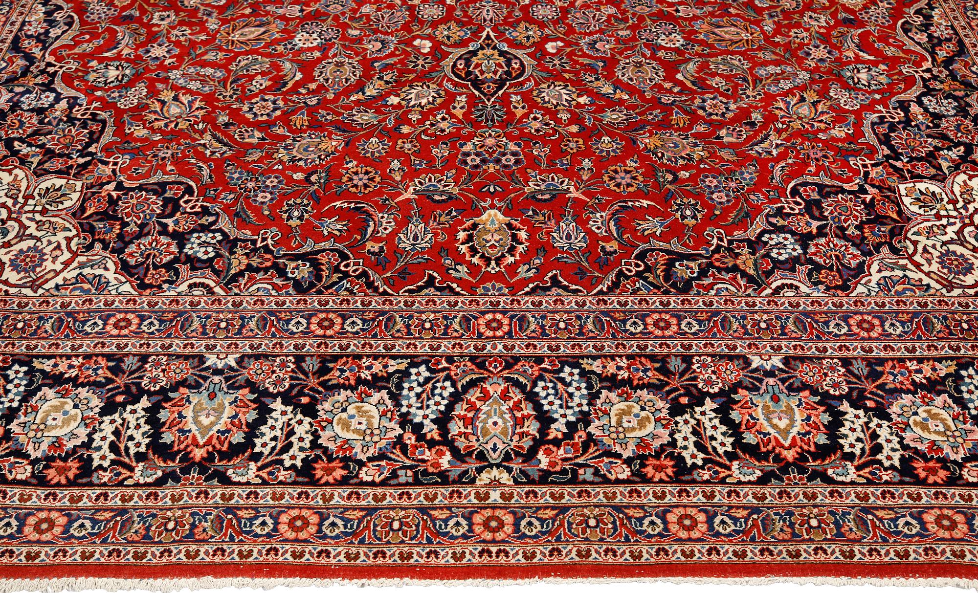 Matta, Keshan Signerad, ca 459 x 316 cm.