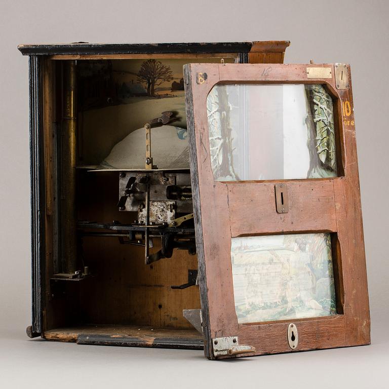 AMUSEMENT MACHINE, early 20th century.