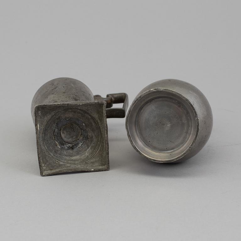 A PEWTER MUSTARD POT AND FLASK, 18th-19th century.