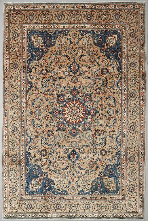 MATTA, Sarouk, ca 295 x 195 cm.