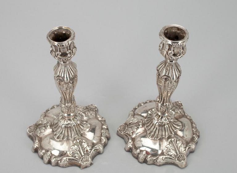 LJUSSTAKAR ETT PAR, silver, Stockholm 1850.