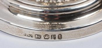 LJUSSTAKAR, ett par. Silver. Sheffield 1808.