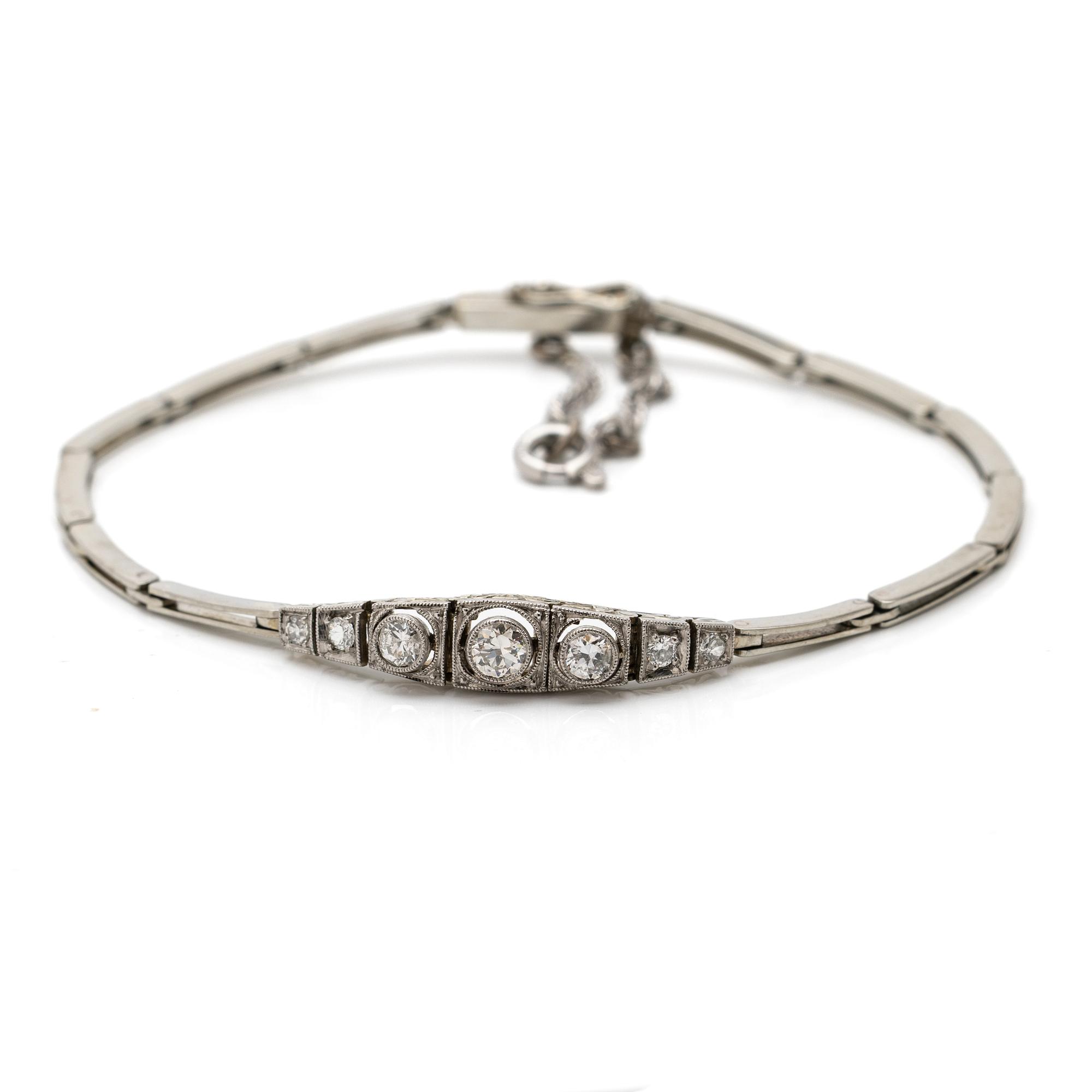 Art Deco 18K white gold and platinum bracelet with diamonds.