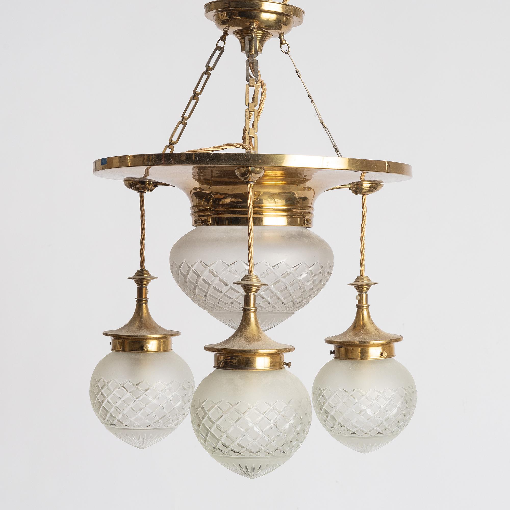 Taklampa, jugend, 1900-talets början.