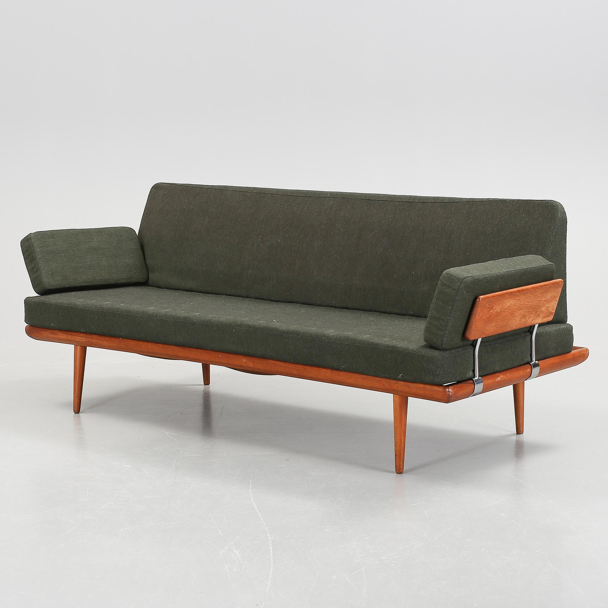 SOFFA, "Minerva", Peter Hvidt och Orla Mölgaard-Nielsen, France & Son, Danmark.