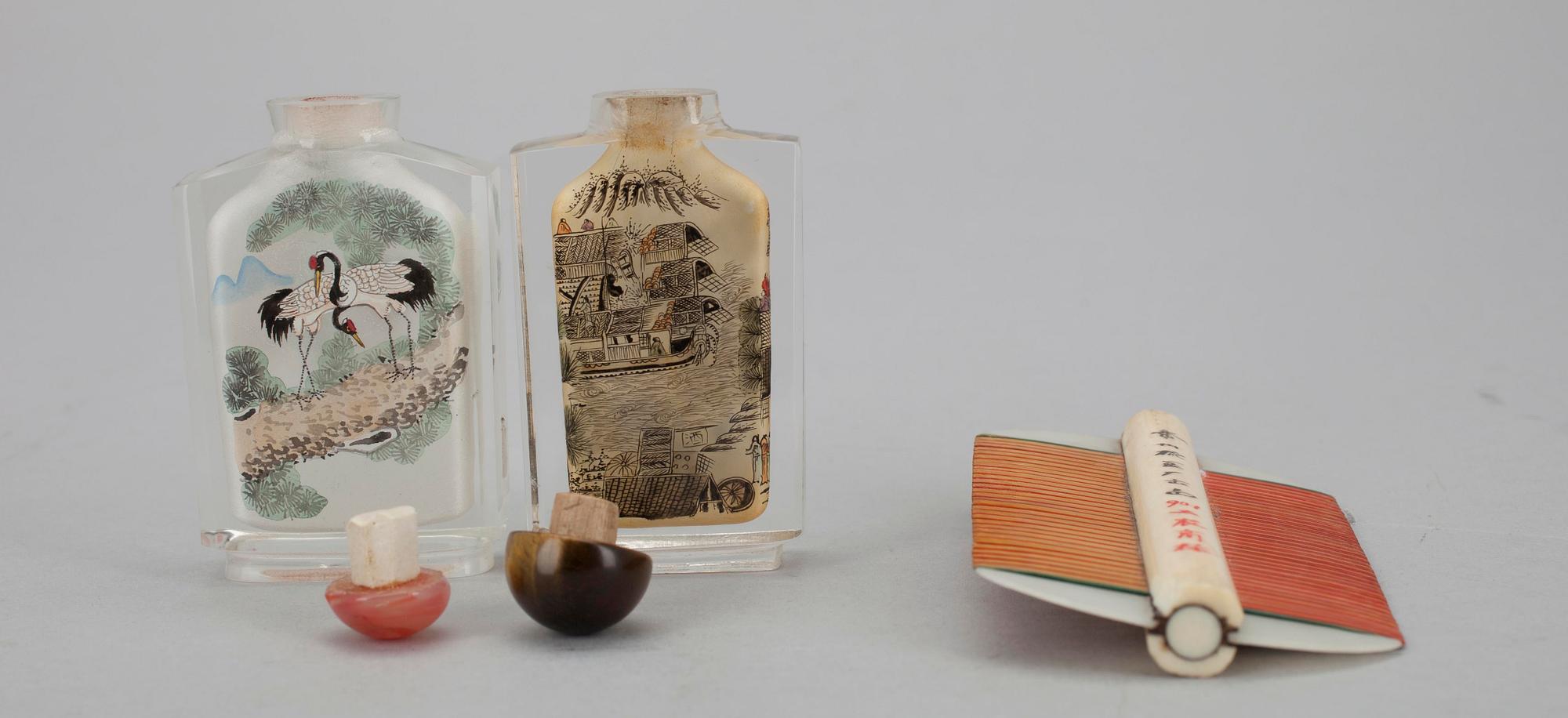 SNUSFLASKOR, 2 st, Kina samt KAM, Japan, 1900-tal.