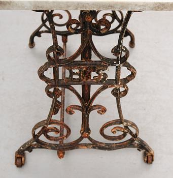 TRÄDGÅRDSBORD, 1900-talets första hälft.