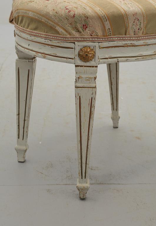 STOLAR, ett par, Louis XVI, troligen Frankrike, sent 1700-/ tidigt 1800-tal.