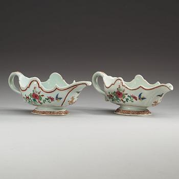 A pair of famille rose sauce boats, Qing dynasty, Qianlong (1736-95).