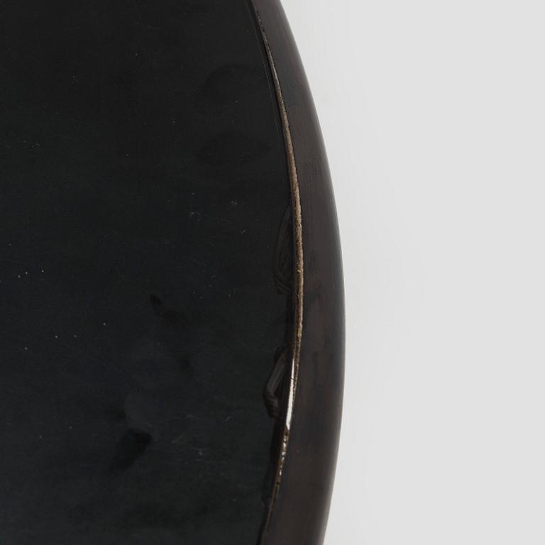 A dining table, late 20th century.