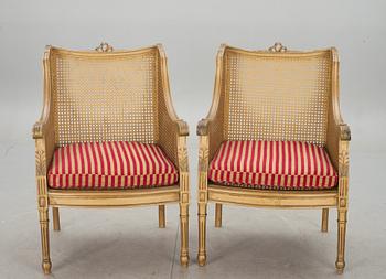 BERGERER, ett par, gustaviansk stil, 1900-talets första hälft.