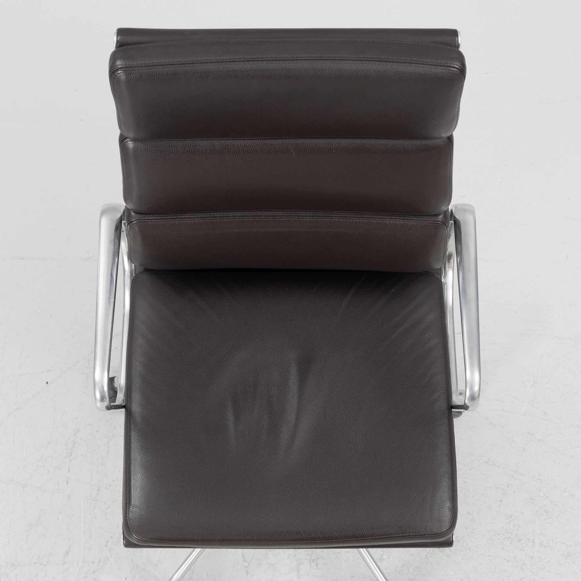 Charles & Ray Eames,.