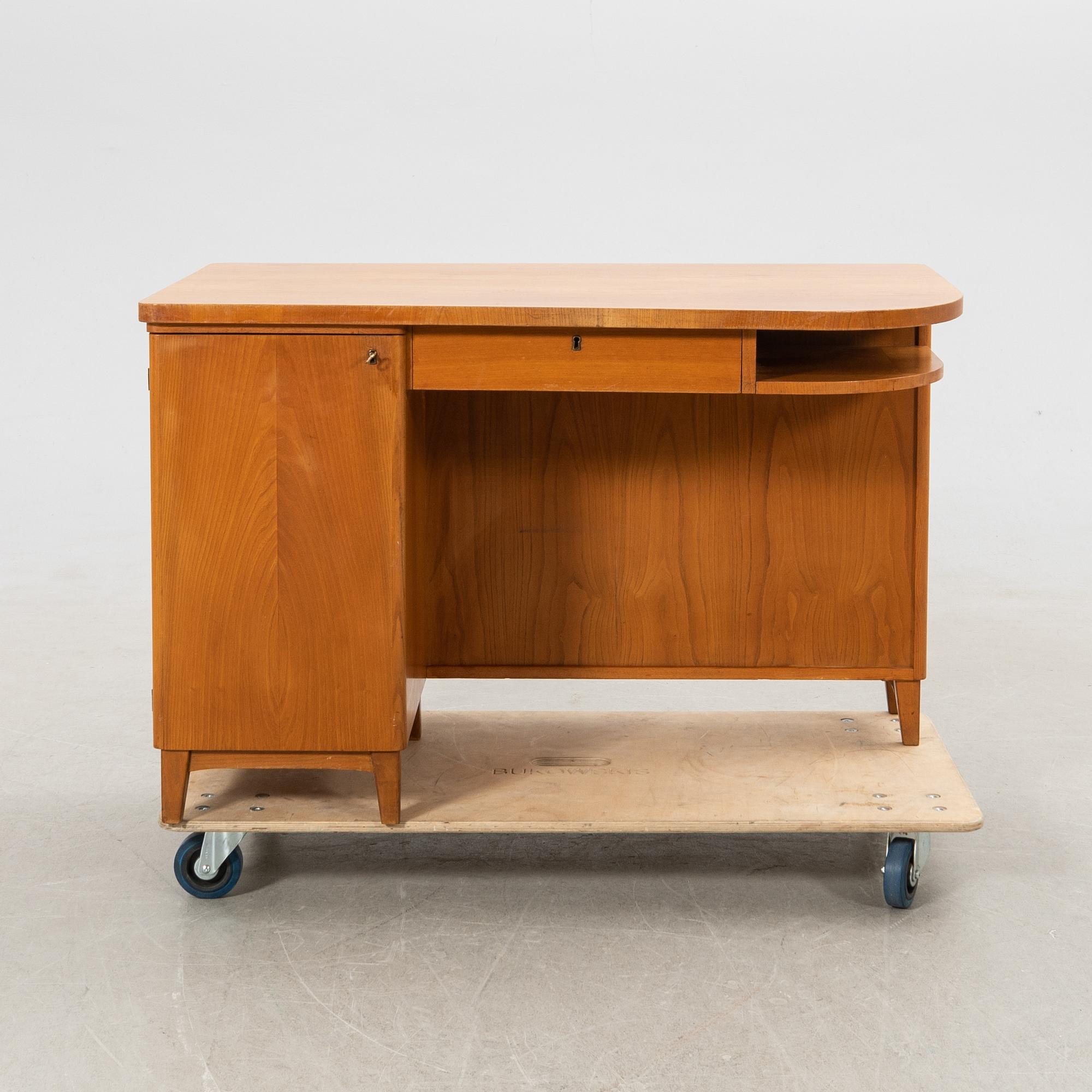 Skrivbord 1900-talets mitt.